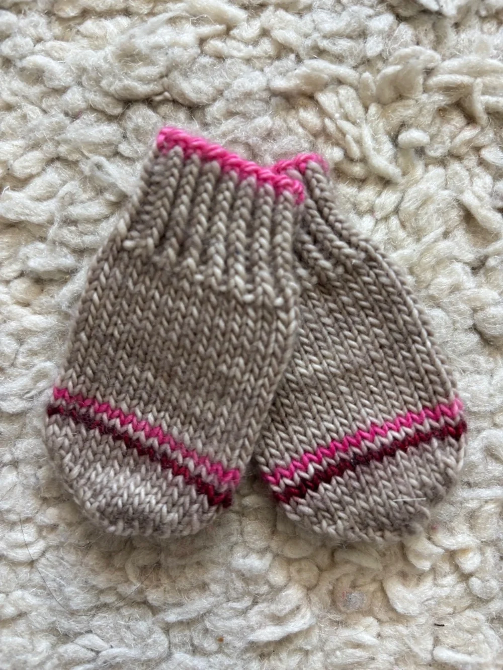 Handknit Vintage Inspired Baby Mittens Mitts Scratch Newborn like Misha Puff